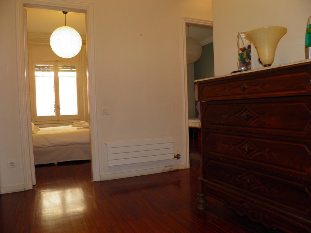 Suitur Courtyard Apartment Barcellona Esterno foto