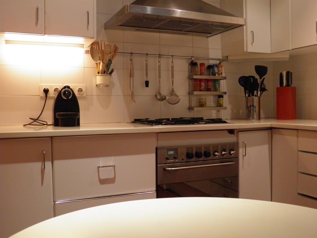 Suitur Courtyard Apartment Barcellona Esterno foto