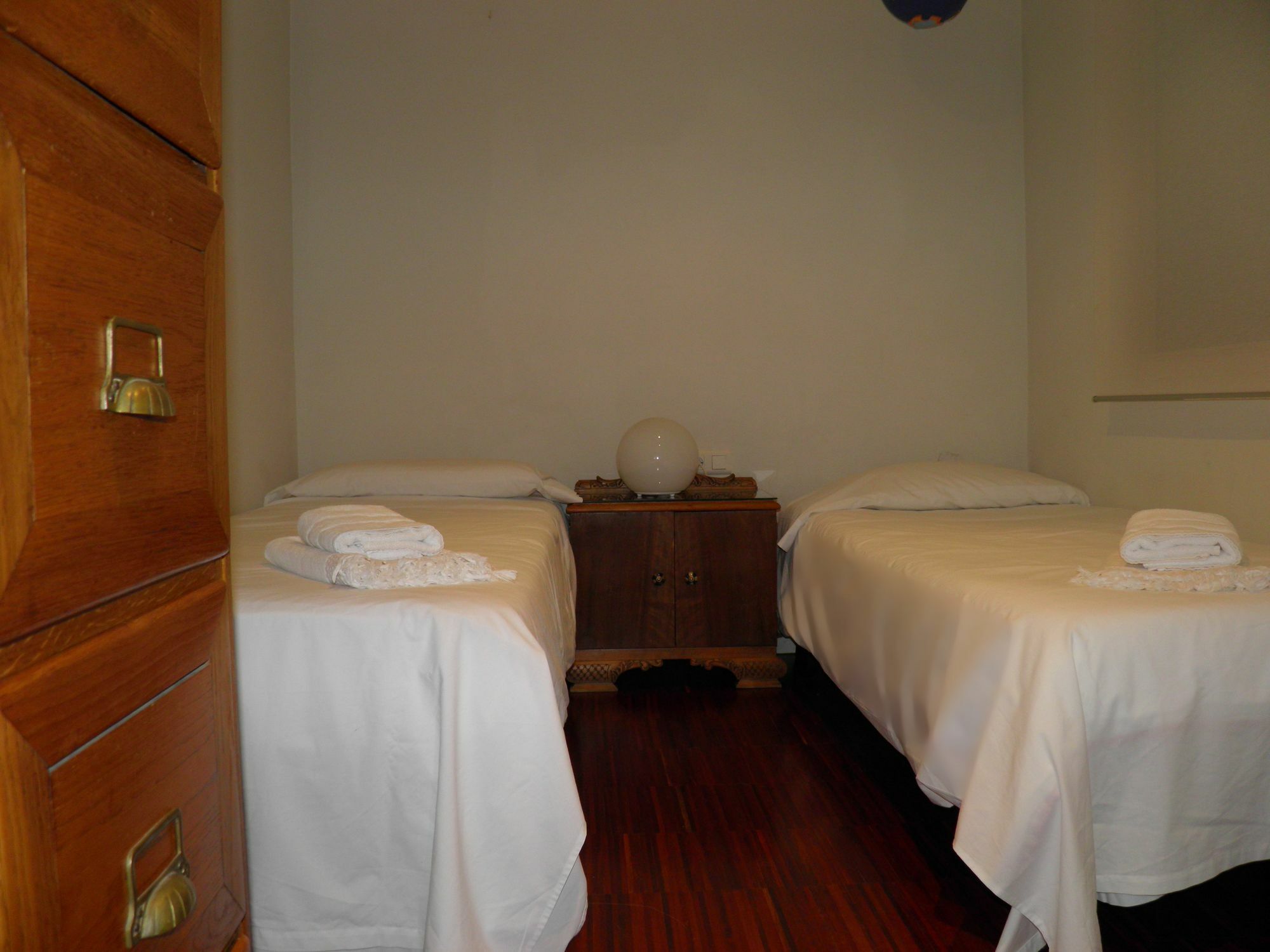 Suitur Courtyard Apartment Barcellona Esterno foto