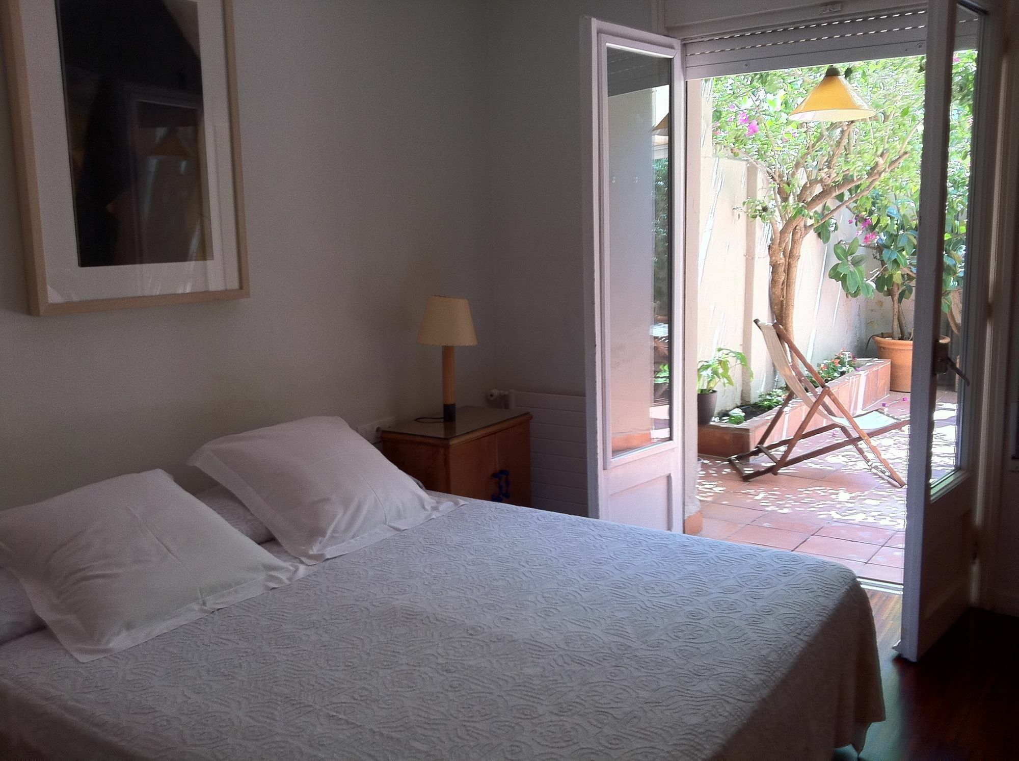 Suitur Courtyard Apartment Barcellona Esterno foto