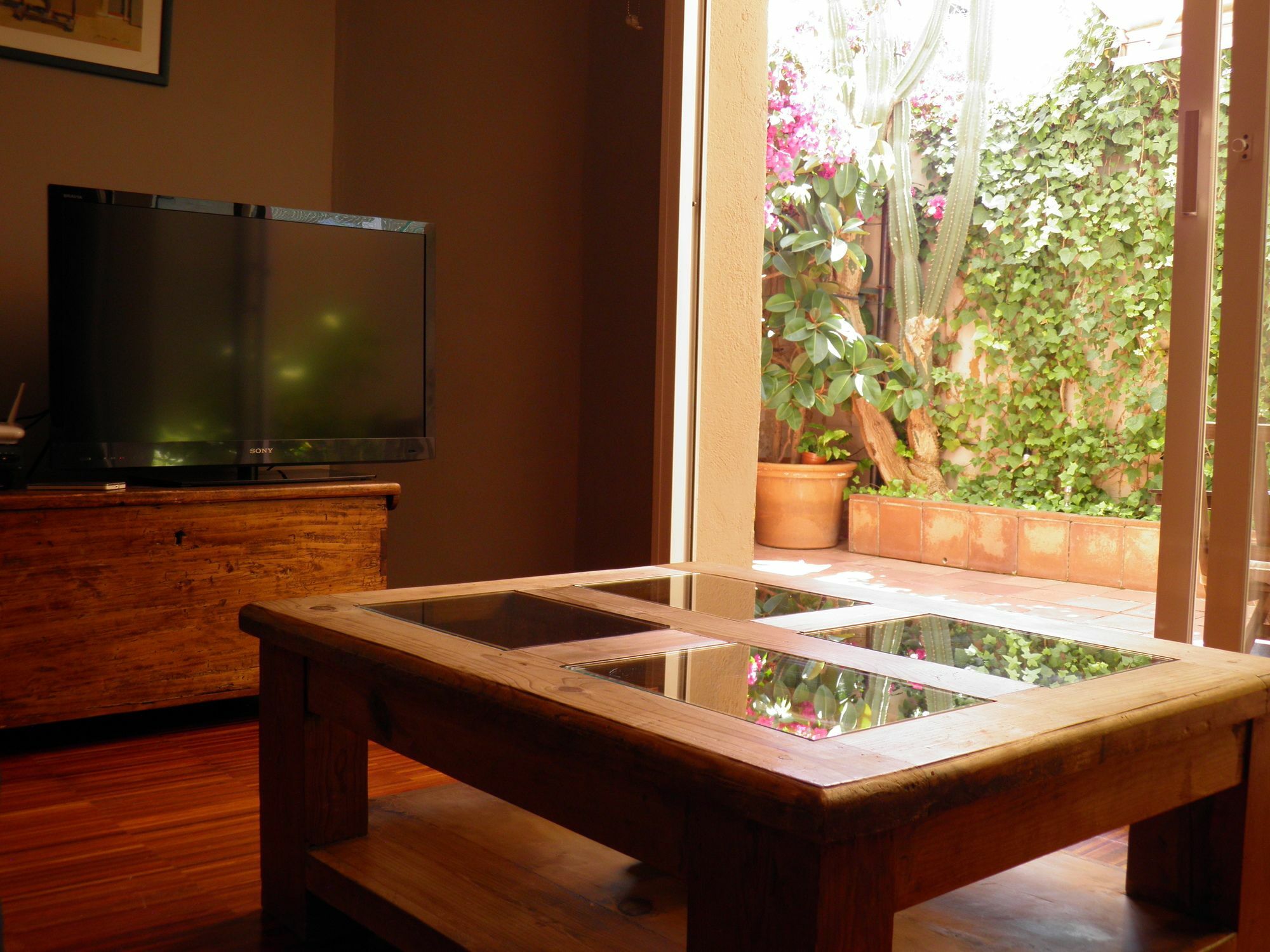 Suitur Courtyard Apartment Barcellona Esterno foto
